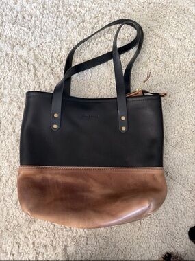 Range Leather mesa tote in maple and black